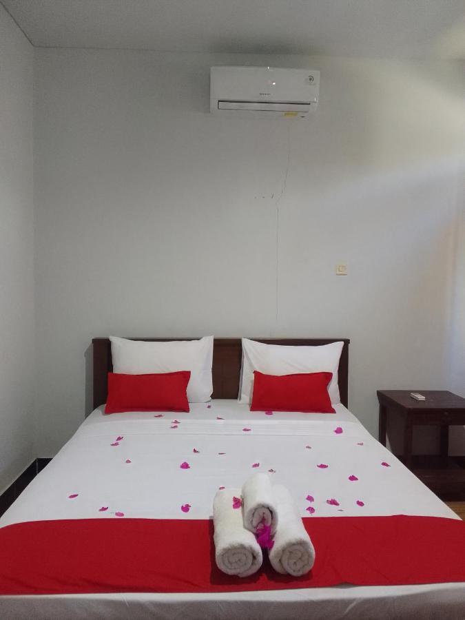 Gili Maya Cottages Гили-Эйр Экстерьер фото